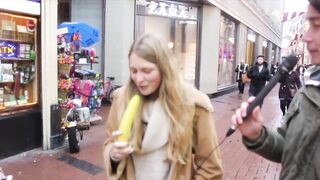 2 Dutch teen sluts deepthroat banana