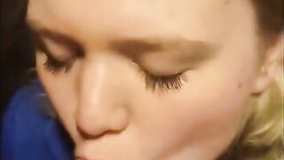 Sucking facial and swallows cum