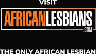 Amateur African Lesbians Have Shower Sex