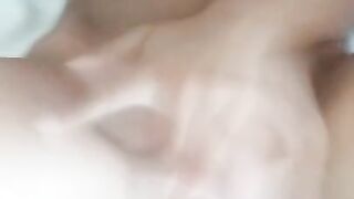 18 YEAR OLD MASTURBATION CLOSE UP WHILE MOANING