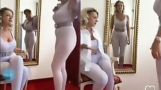 Jerk challege sexy ass blonde woman