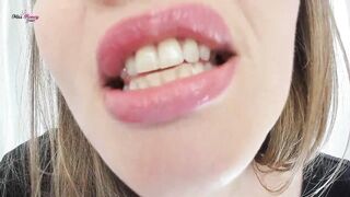 Quckie Tongue Vore Tease with miss Honey Barefeet