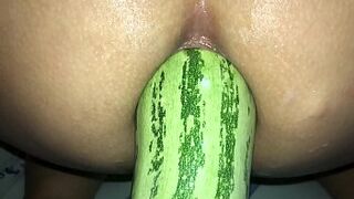 extreme anal dilation - zucchini