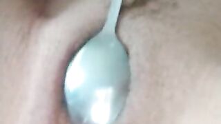 Kinkylittlesweetpea spoons cream cum from her shaved pussy