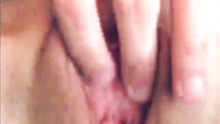 Slut Fingers her Dirty little Cunt!