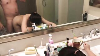 镜子前的激情做爱passionate sex in front of the mirror