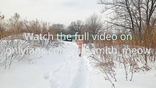 I went for a walk in the snow in my pajamas and undressed????‍♀️