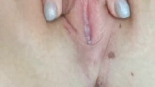 This tight and wet pussy cums with cream for you to play with