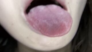 Mouth Uvula 10