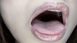 Mouth Uvula 6