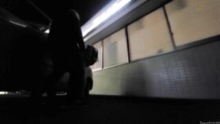 車通りの多い国道の真横でエッチしちゃいました♡興奮でびちょびちょ