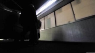 車通りの多い国道の真横でエッチしちゃいました♡興奮でびちょびちょ