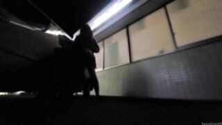 車通りの多い国道の真横でエッチしちゃいました♡興奮でびちょびちょ