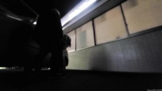 車通りの多い国道の真横でエッチしちゃいました♡興奮でびちょびちょ