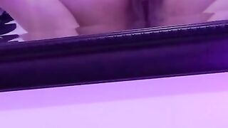 rich orgasm using her fingers