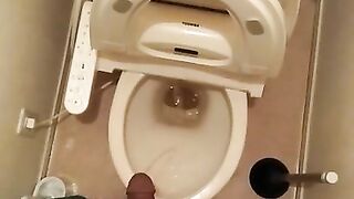 Ghetto Pee Video!