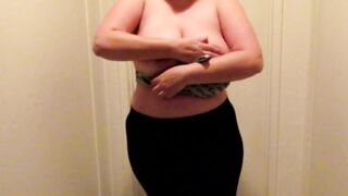Curvy Modeling Agency Requires A Strip Search And Body Measurements