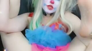 Clown Girl Cums on Big Dildo