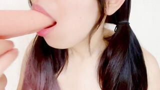 Female student's dildo blowjob first challenge ???? I did my best and licked ????