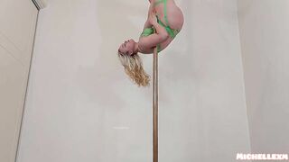 Sexy pole dance