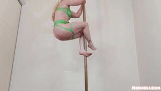 Sexy pole dance