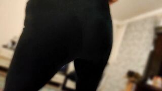 Homemade Porn Video : Slut Wife Teases With A Big Ass And Sits On A Dick