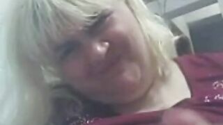 This MILF with Big TITS make me Cum on Facebook Videochat