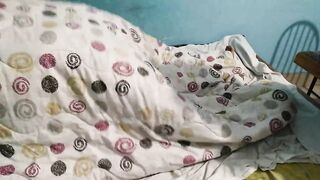 Hot Bhabhi fucked Devar in bed in the morning - Desi Sex