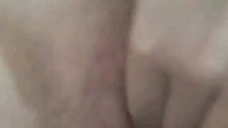 Catwomansex masturbates thinking about her cousin, full video