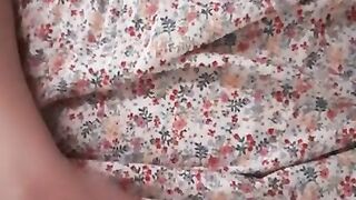 Solo milf pussy play