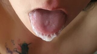 Blowjob closeup - Cum mouth