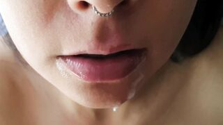 Blowjob closeup - Cum mouth