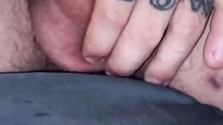 EXTREME CLOSEUP RIDING CREAMPIE