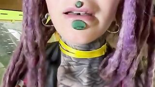 Onlyfans hippie Anuskatzz has anal sex till orgasm in her camper and gets a big cumshot in her face