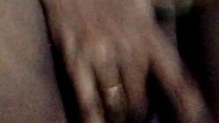 Desi sexy bhabi fingering