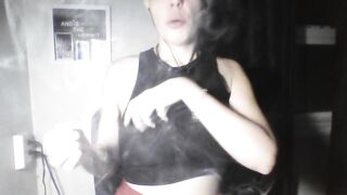 Titty Smoke 32