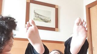 Lesbian caught by GF FINGERING at the hotel