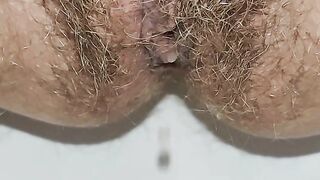 How do girls piss with a hairy pussy? Super mega closeup view POV